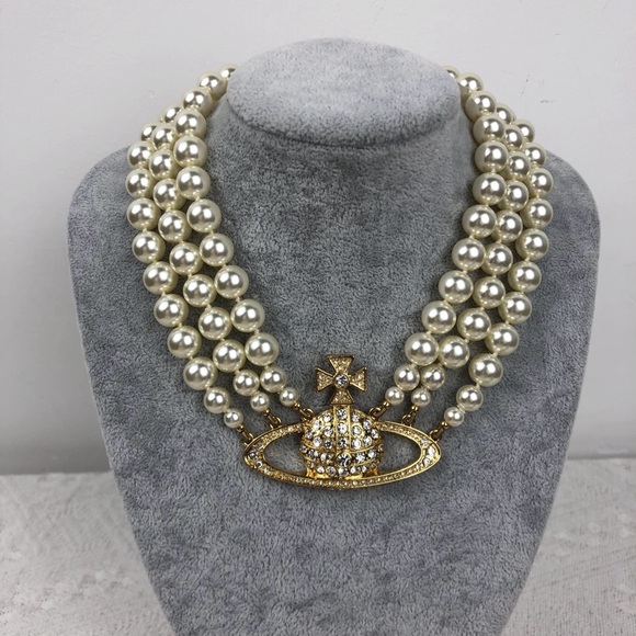 Vivienne Westwood Jewelry - Vivienne Westwood Three Row Pearl Bas Relief Choker